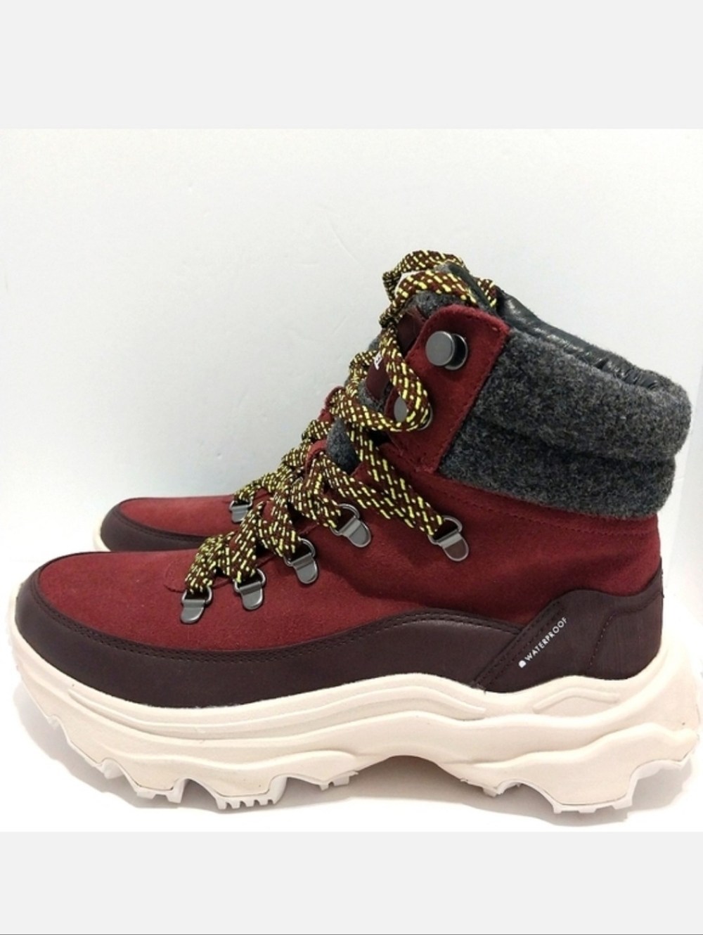 Sorel Kinetic Breakthur Conquest Waterproof Boots, NEW, Size 10.5| EUR 41.5 - Picture 1 of 13